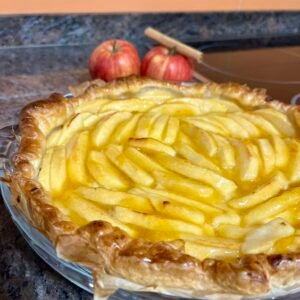 Tarta de manzana con crema pastelera