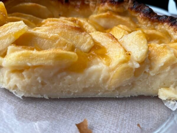 Tarta de manzana con crema pastelera