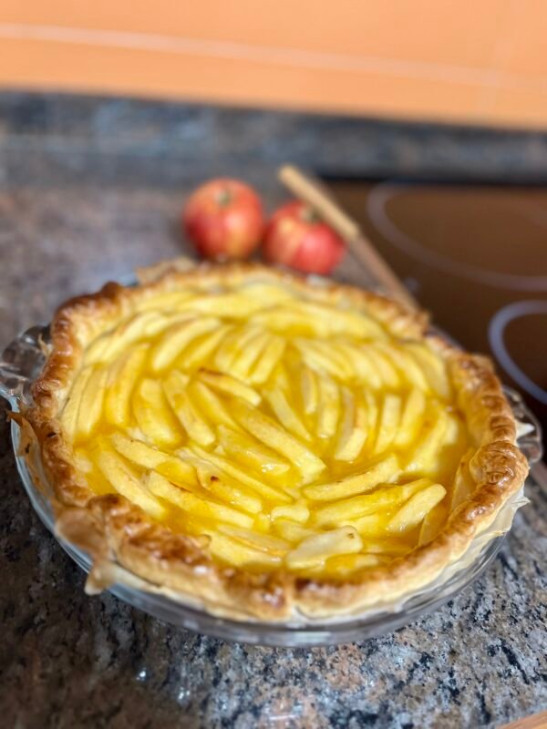 Tarta de manzana con crema pastelera